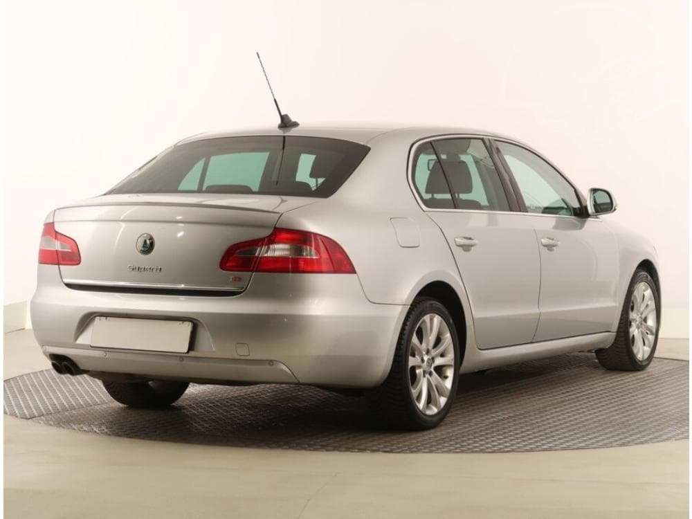 2008 Škoda SUPERB - 5