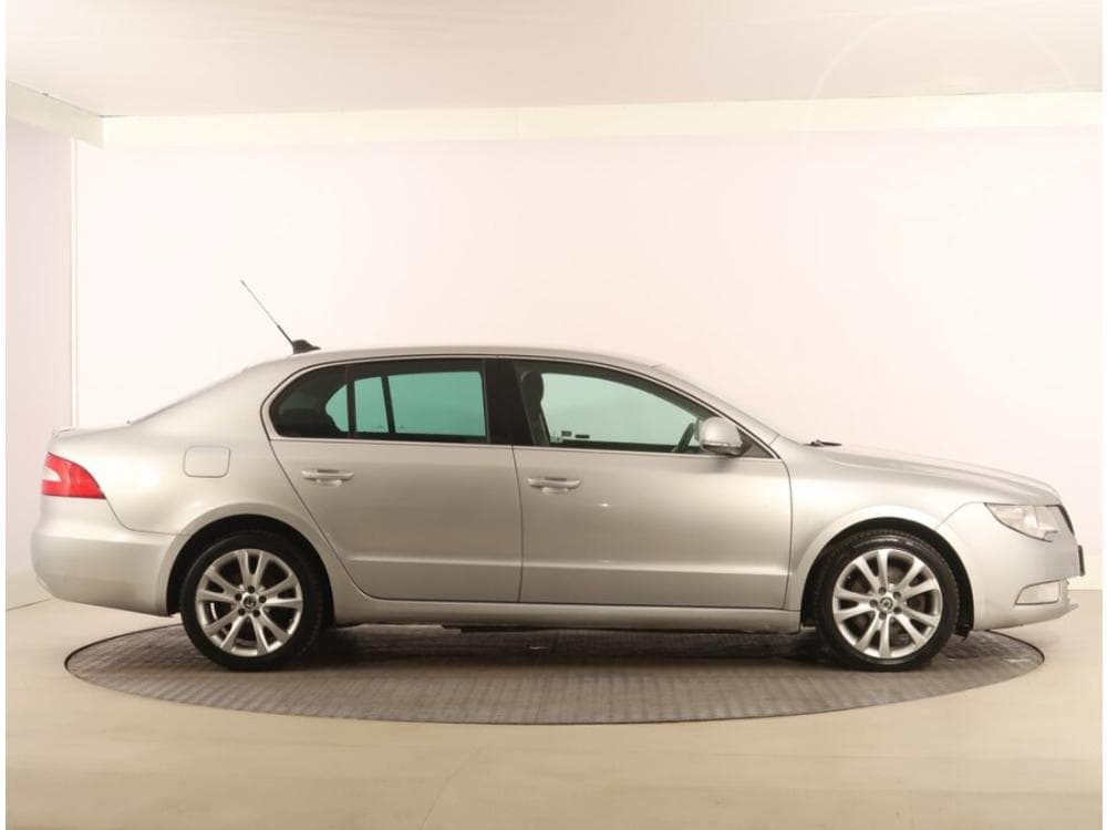 2008 Škoda SUPERB - 6