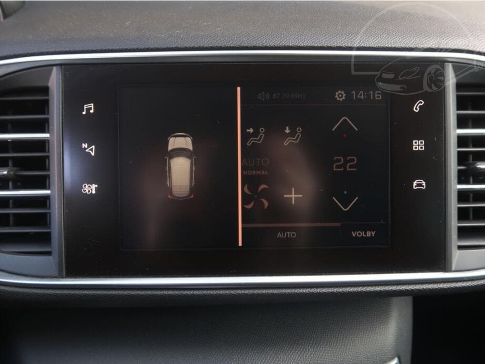2018 Peugeot 308 - 13