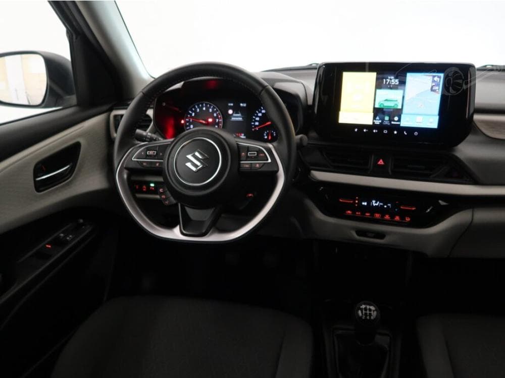 2025 Suzuki SWIFT - 13