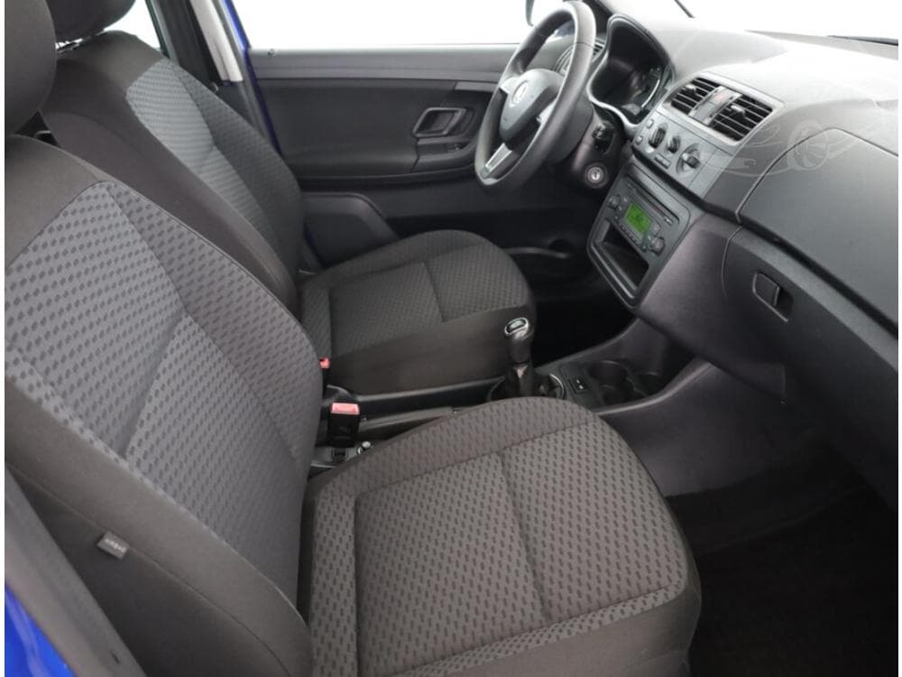 2014 Škoda FABIA - 7