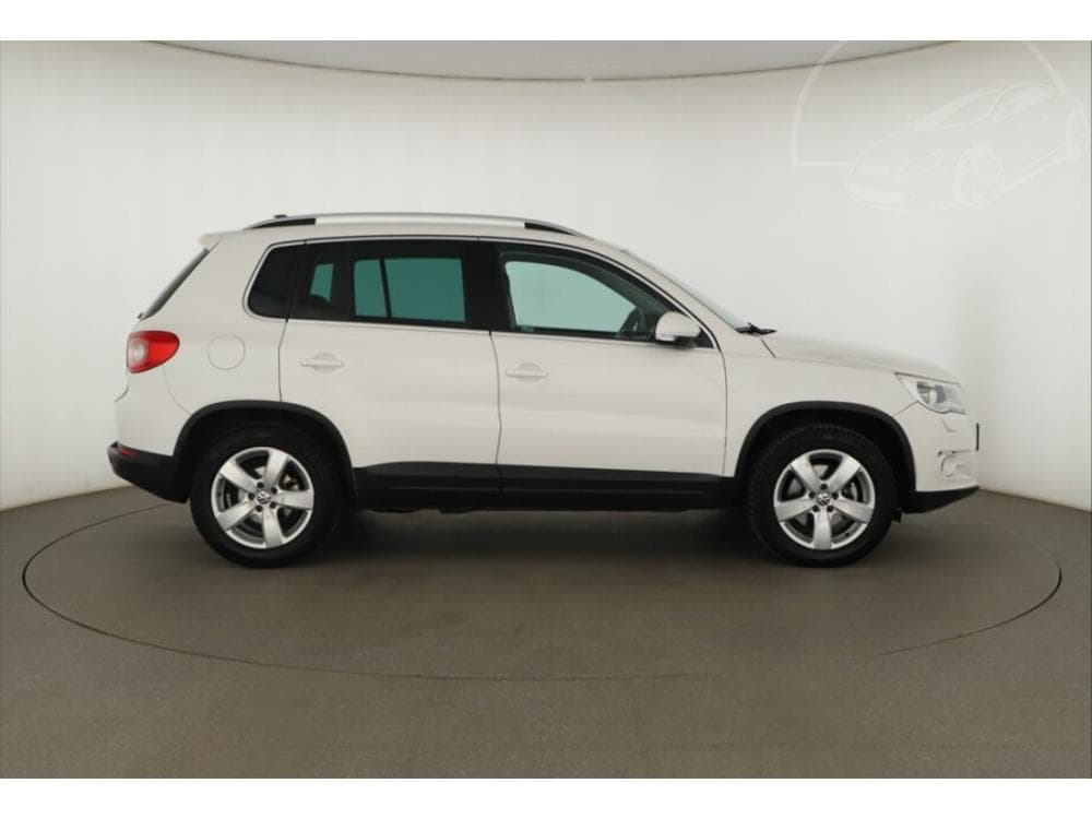 2009 Volkswagen TIGUAN - 5