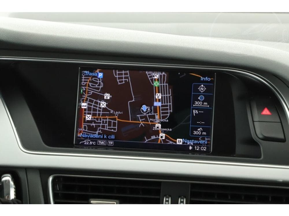 2015 Audi A4 - 10