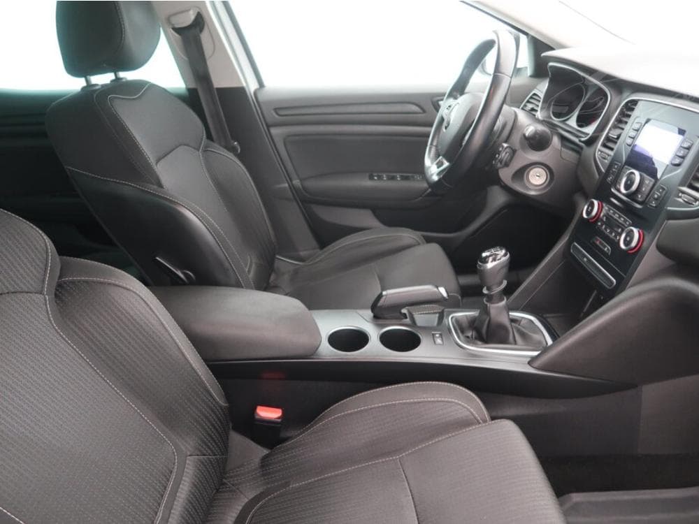 2017 Renault MEGANE - 9