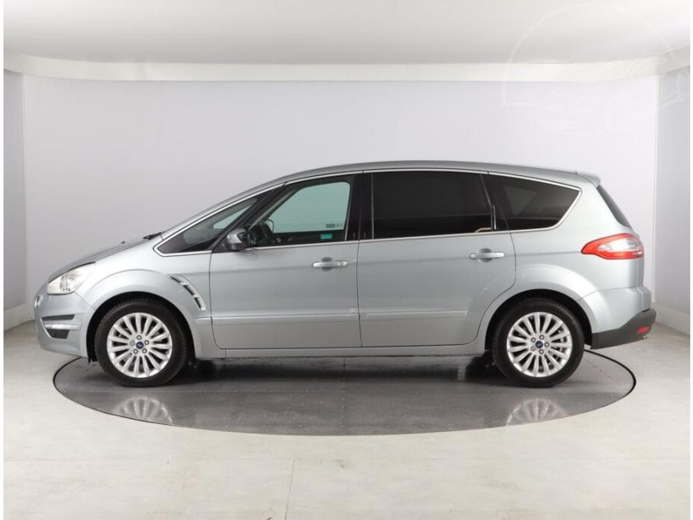 2012 Ford S-MAX - 9