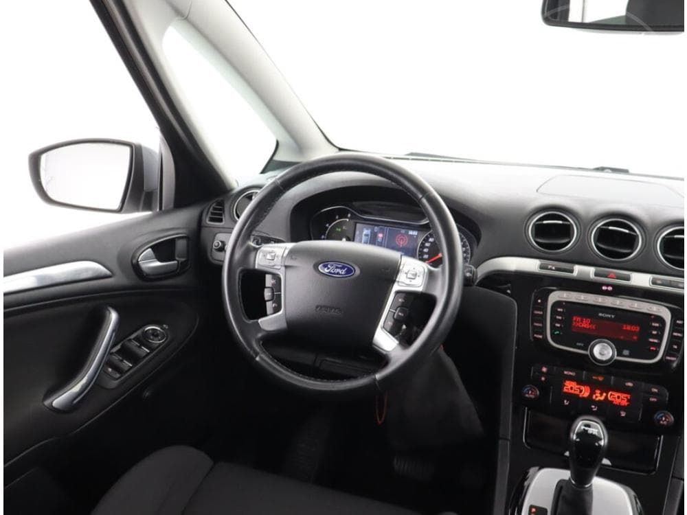 2012 Ford S-MAX - 25