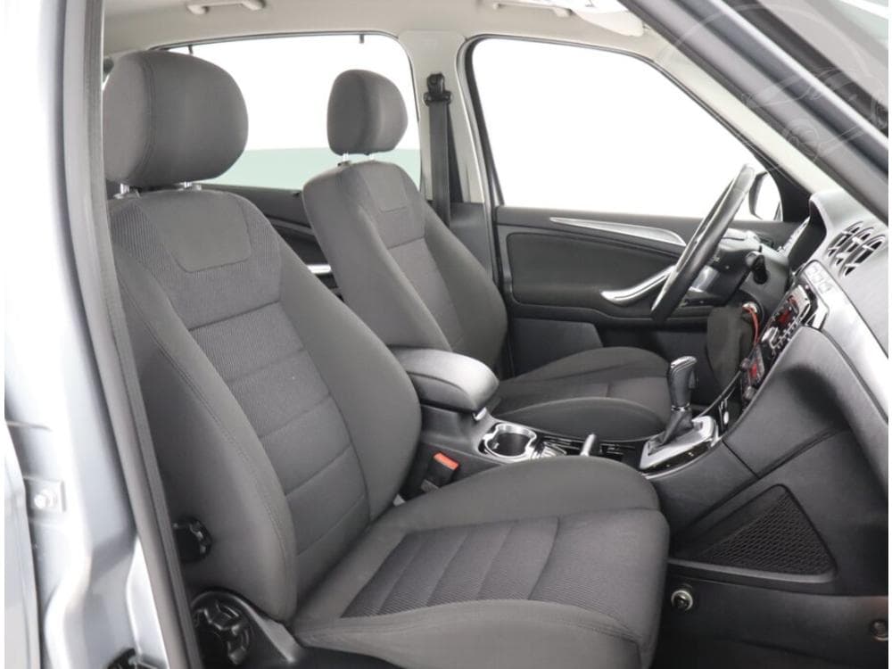 2012 Ford S-MAX - 33