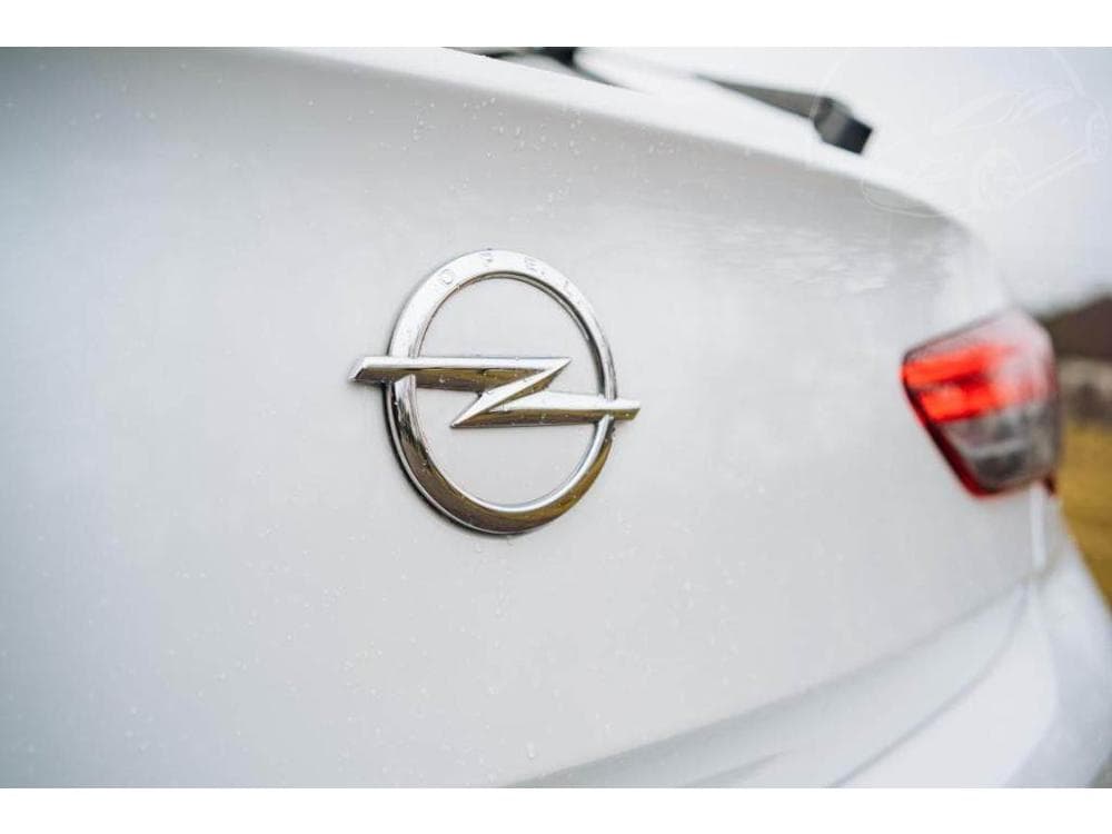2017 Opel INSIGNIA - 40