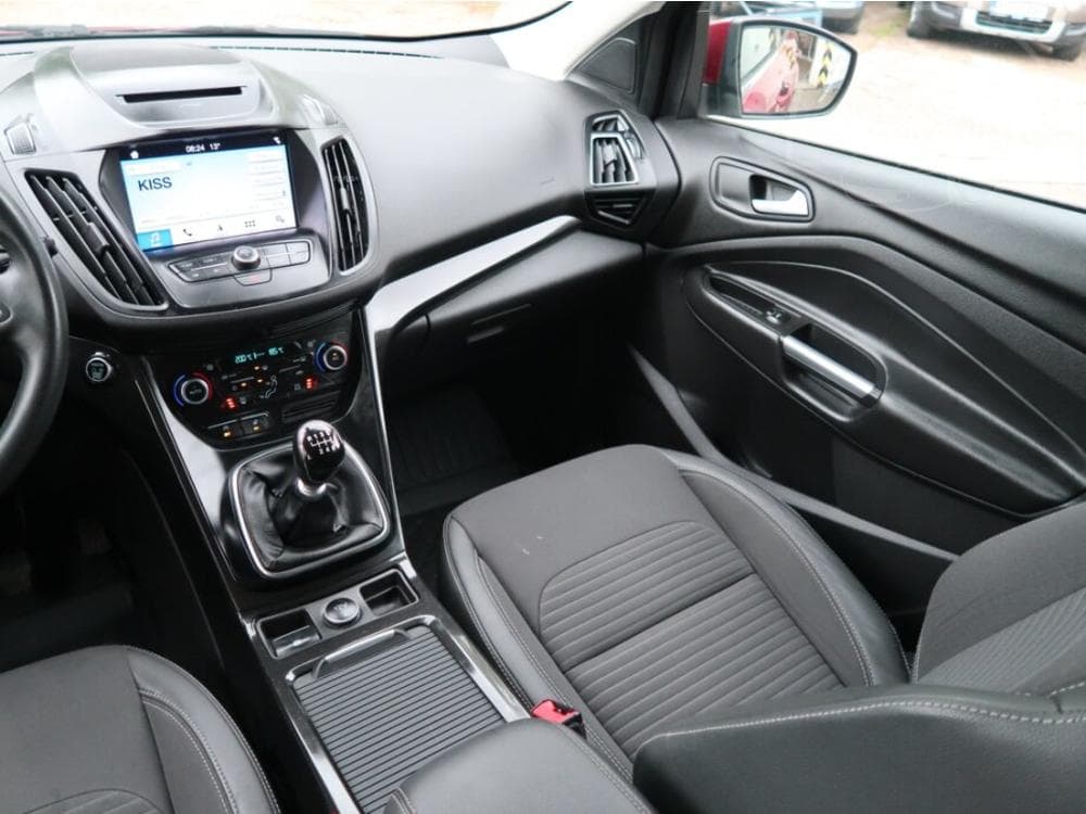 2018 Ford KUGA - 15
