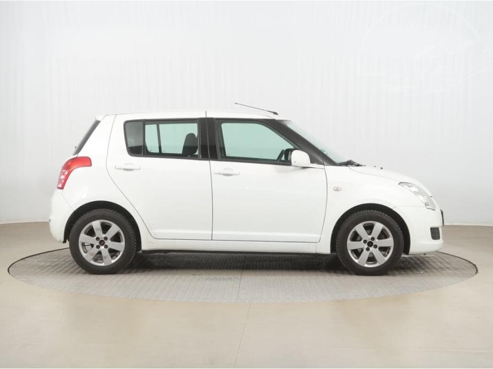 2009 Suzuki SWIFT - 16
