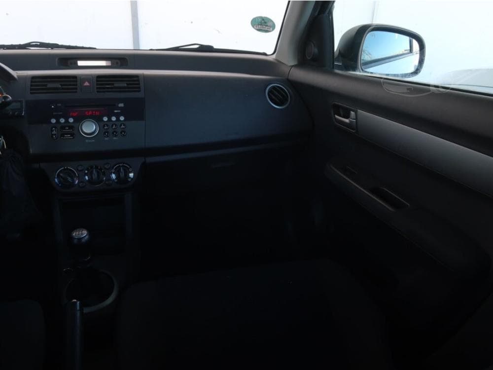 2009 Suzuki SWIFT - 22