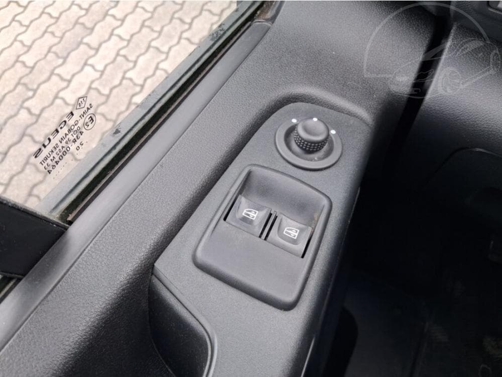 2020 Renault TRAFIC - 28