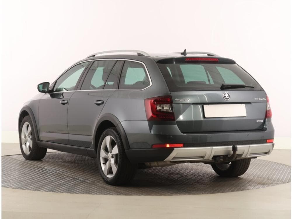 2019 Škoda OCTAVIA - 10
