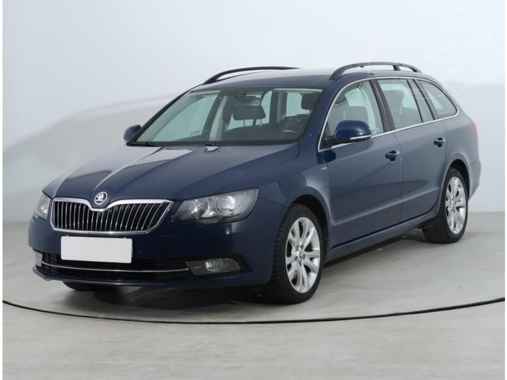 2014 Škoda SUPERB - 5