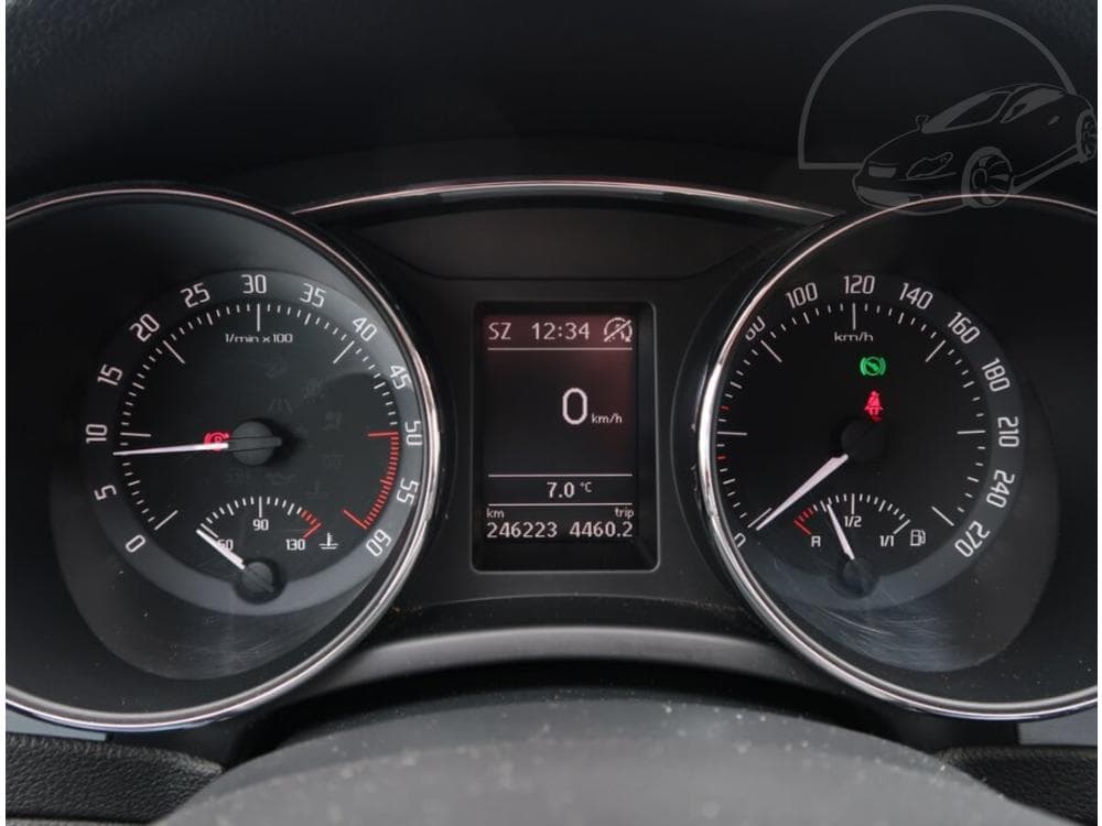 2014 Škoda SUPERB - 41