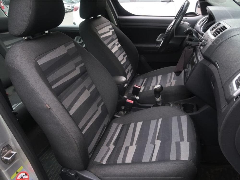 2007 Škoda ROOMSTER - 9
