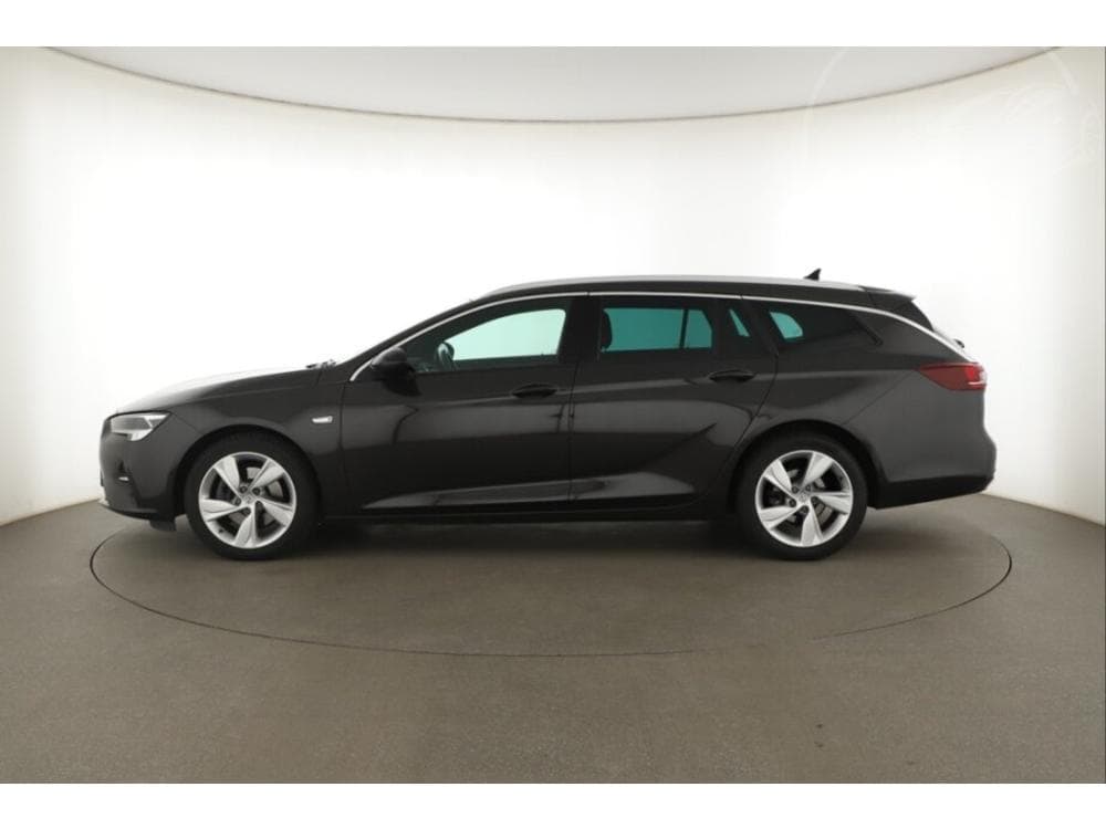 2021 Opel INSIGNIA - 9