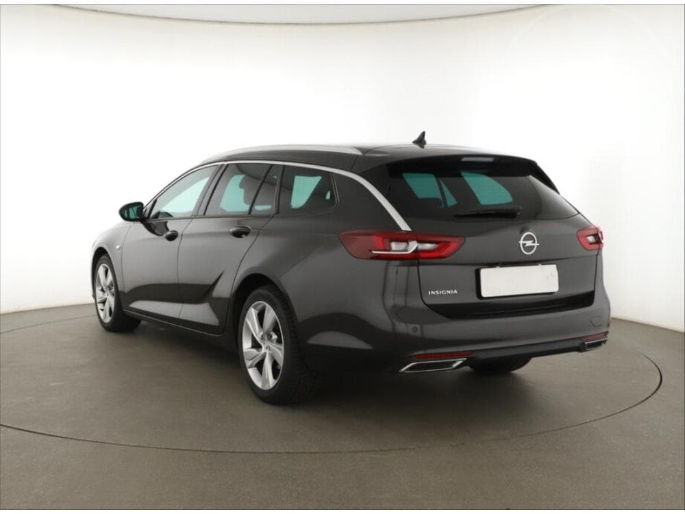 2021 Opel INSIGNIA - 13