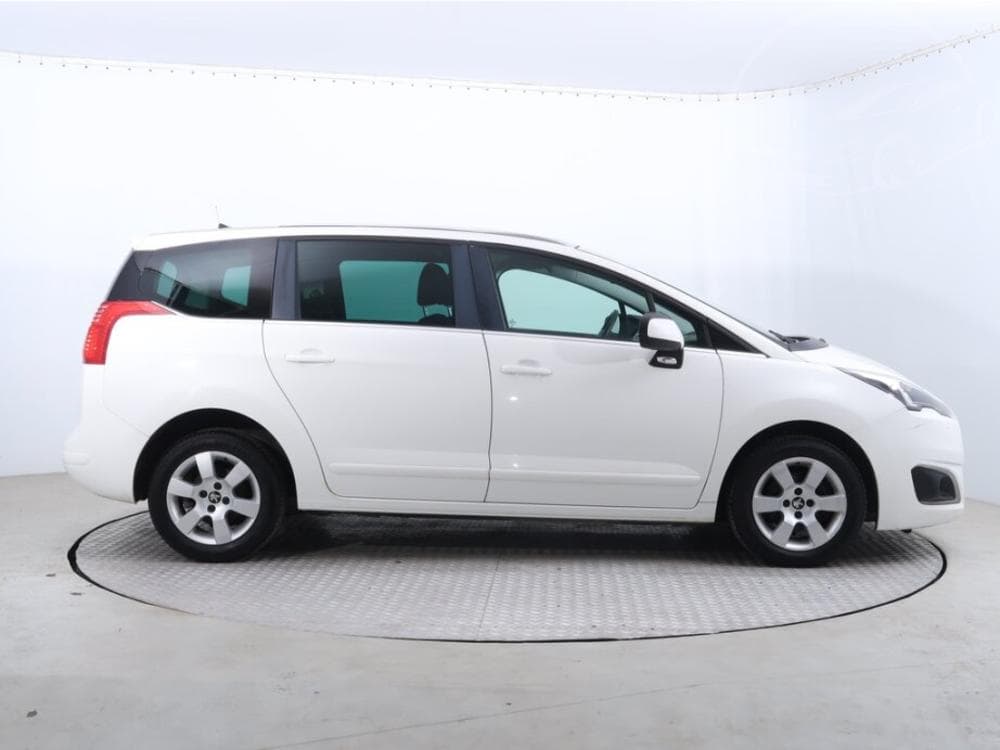2014 Peugeot 5008 - 21