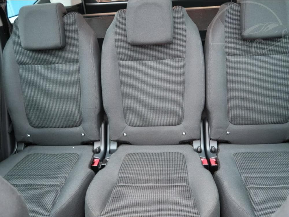 2014 Peugeot 5008 - 37
