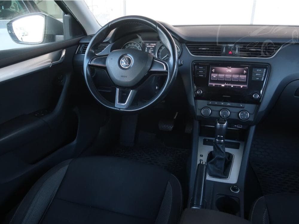 2018 Škoda OCTAVIA - 31