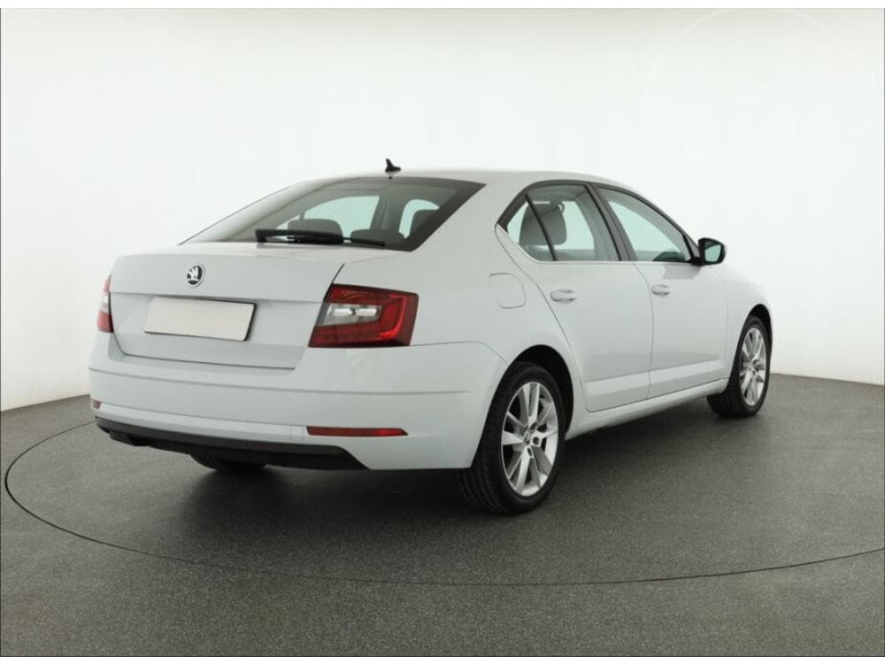 2018 Škoda OCTAVIA - 13