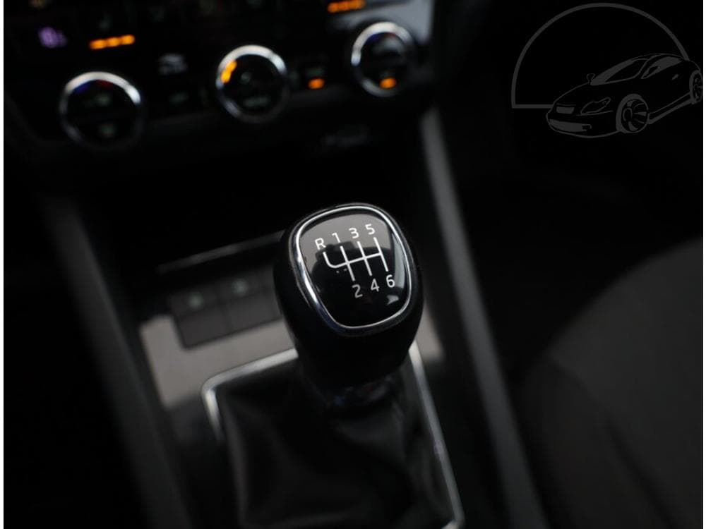2018 Škoda OCTAVIA - 37