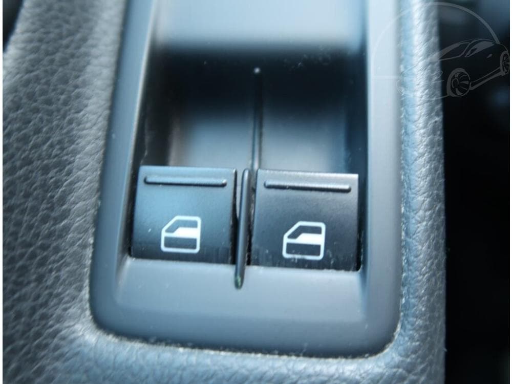 2009 Volkswagen GOLF - 13