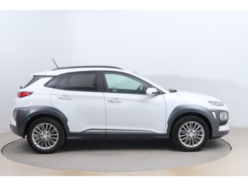 2018 Hyundai KONA - 16