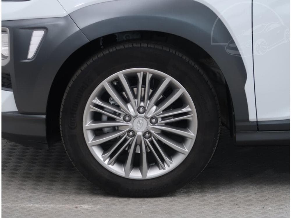 2018 Hyundai KONA - 40