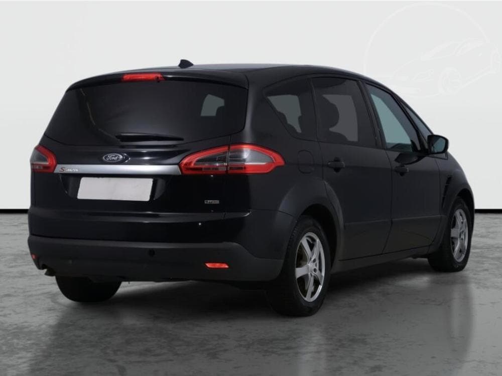 2010 Ford S-MAX - 13