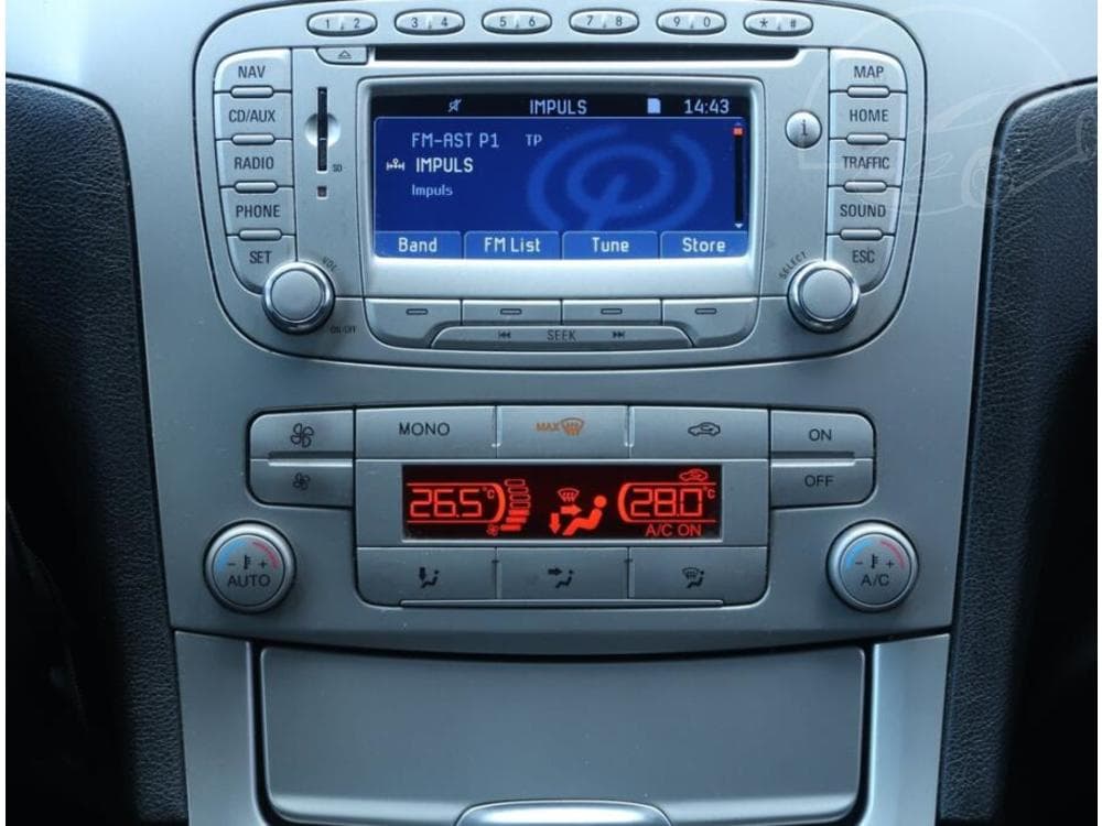 2010 Ford S-MAX - 34