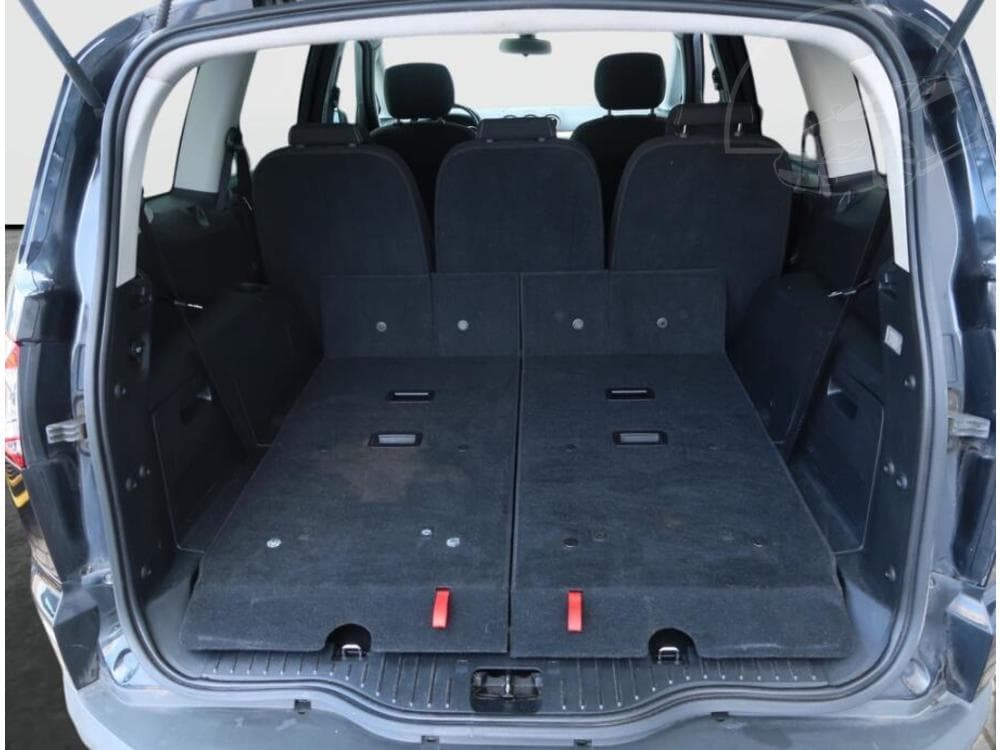 2010 Ford S-MAX - 37