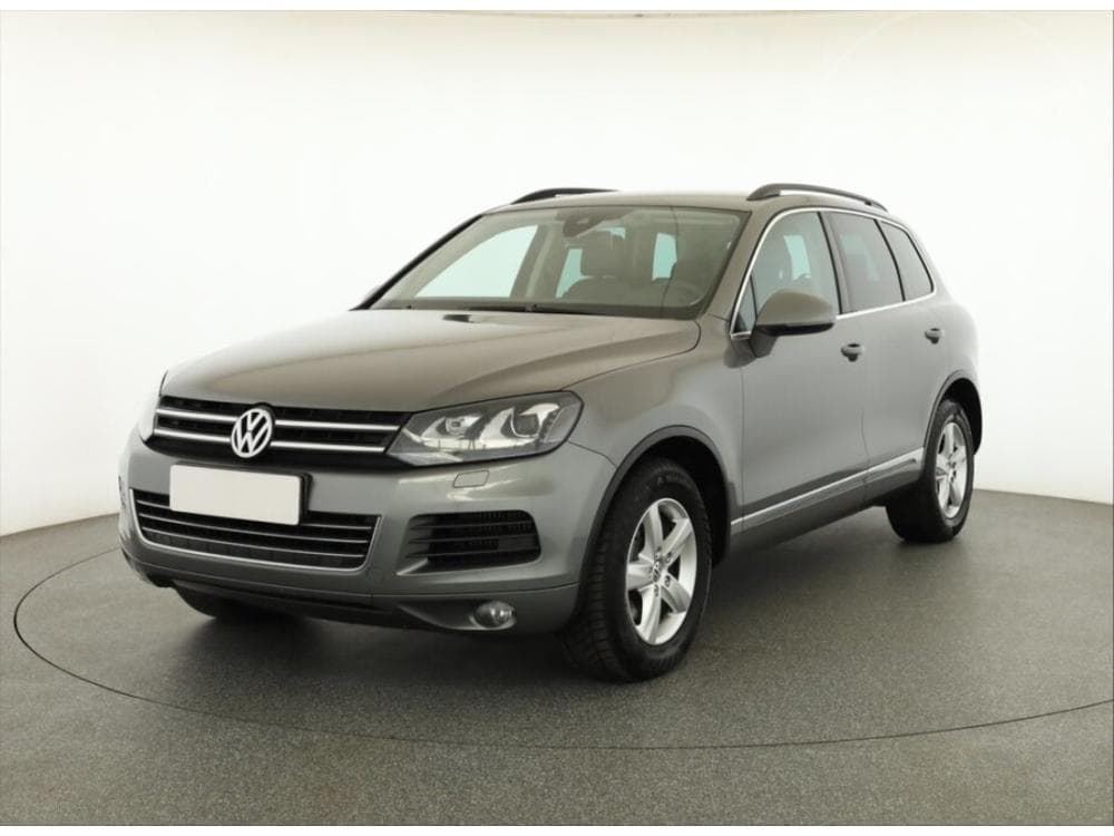 2013 Volkswagen TOUAREG - 2