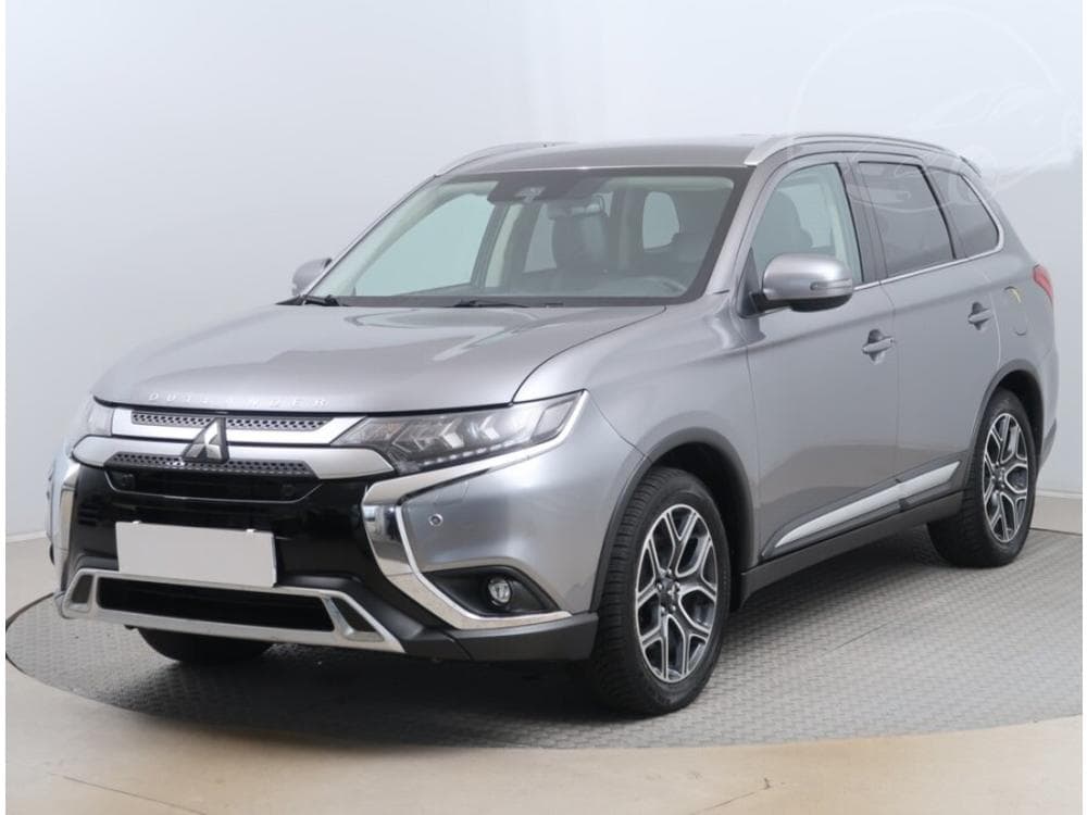 2020 Mitsubishi OUTLANDER - 3