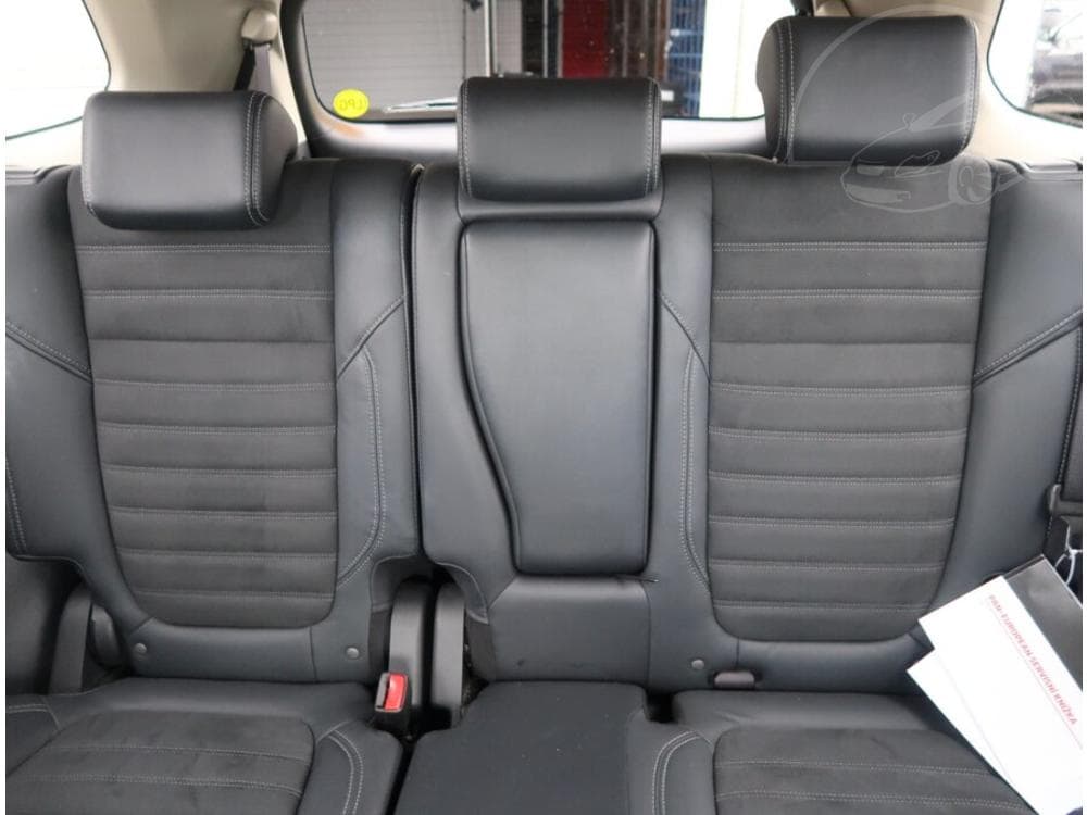 2020 Mitsubishi OUTLANDER - 19