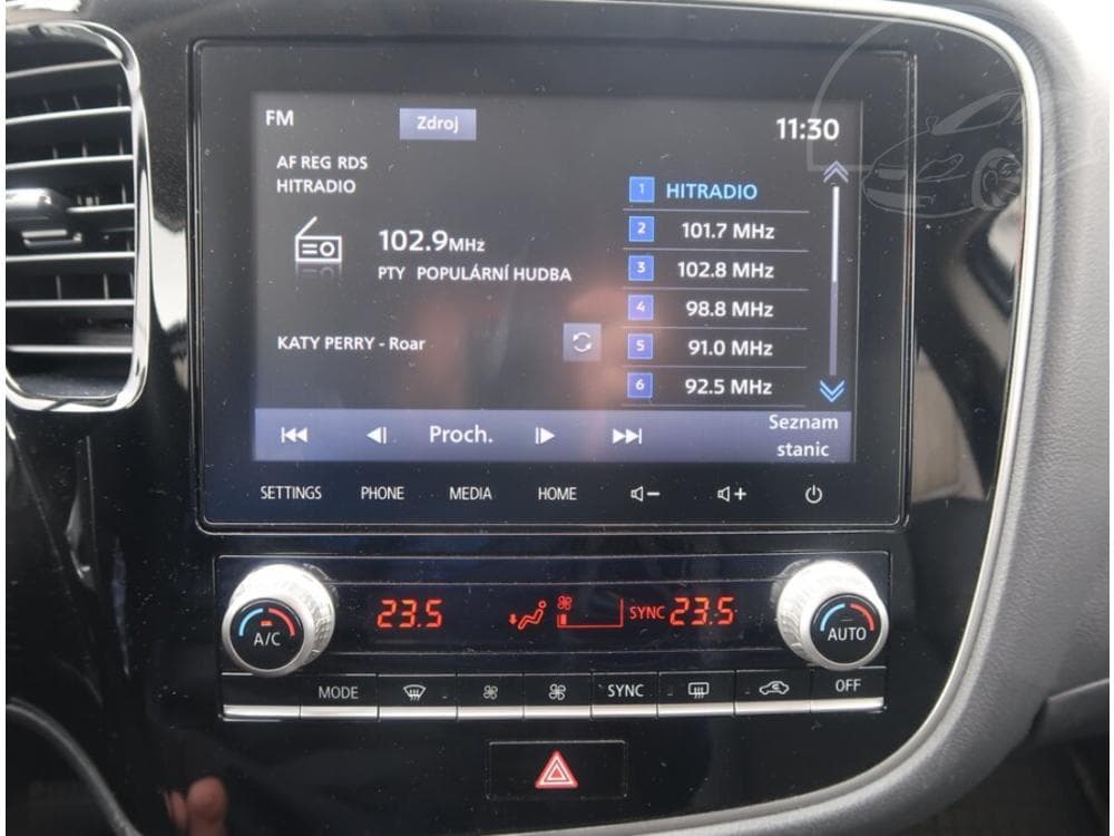 2020 Mitsubishi OUTLANDER - 23