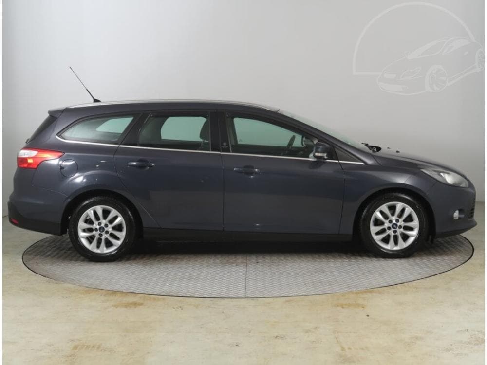 2012 Ford FOCUS - 21