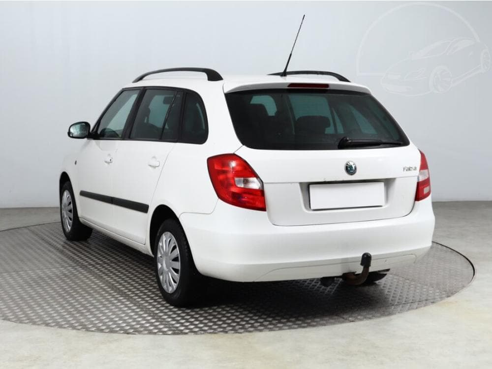 2010 Škoda FABIA - 4
