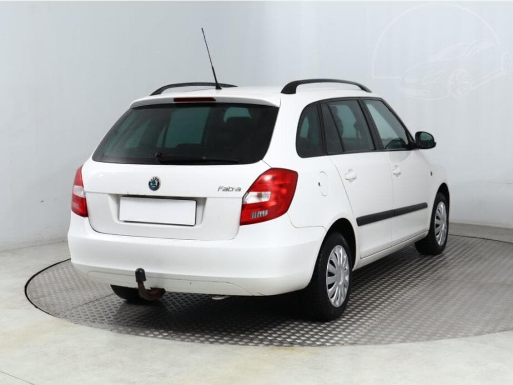 2010 Škoda FABIA - 5