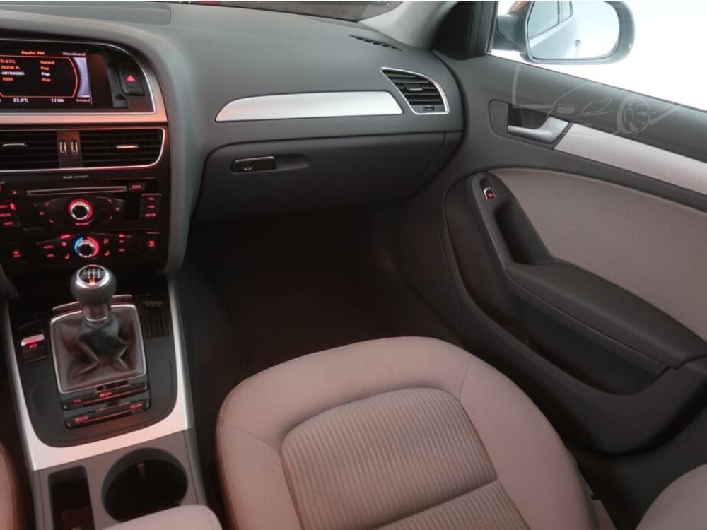 2013 Audi A4 - 8