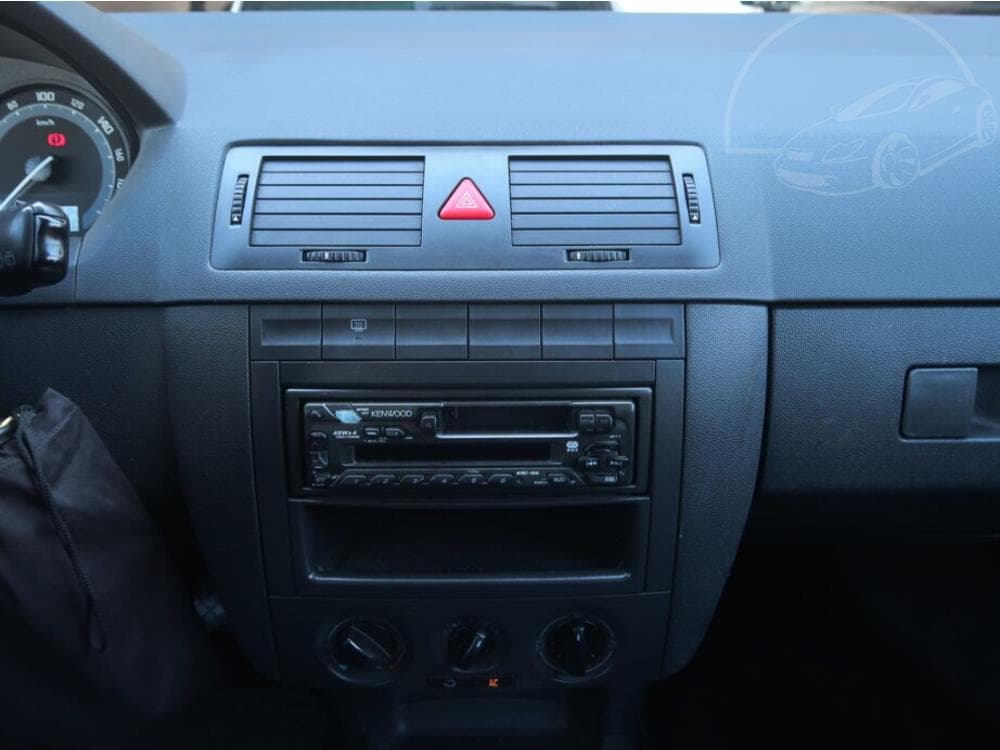 2005 Škoda FABIA - 11