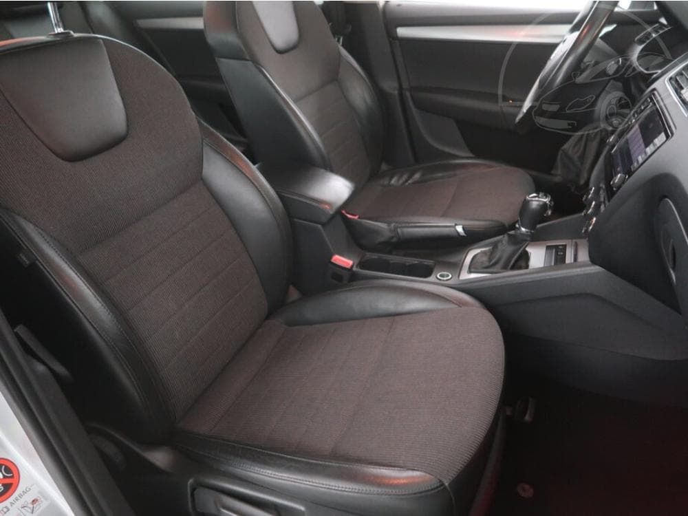 2014 Škoda OCTAVIA - 33