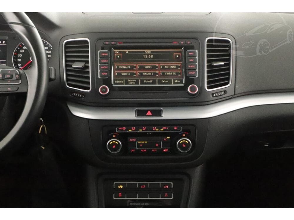2011 Volkswagen SHARAN - 33