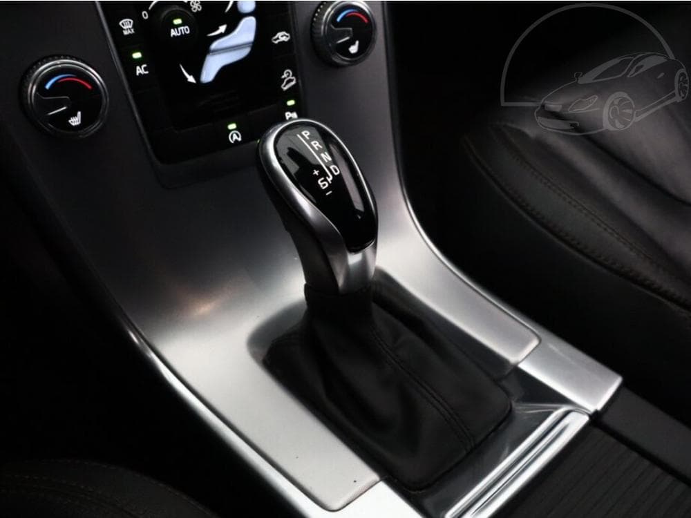 2017 Volvo XC60 - 51