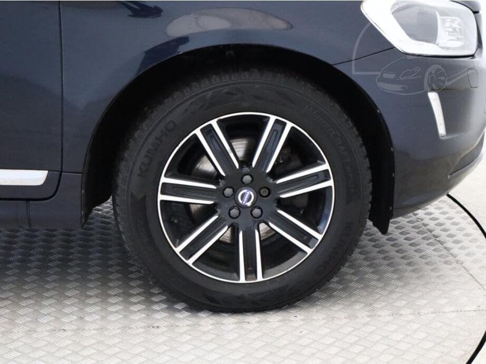 2017 Volvo XC60 - 61