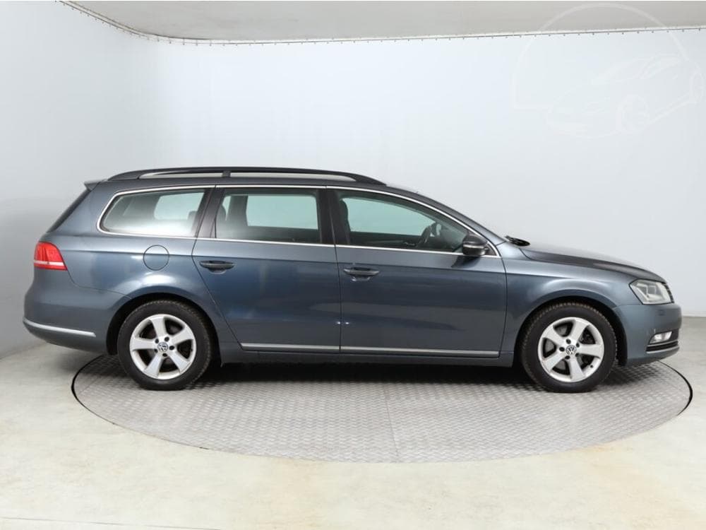 2012 Volkswagen PASSAT - 21
