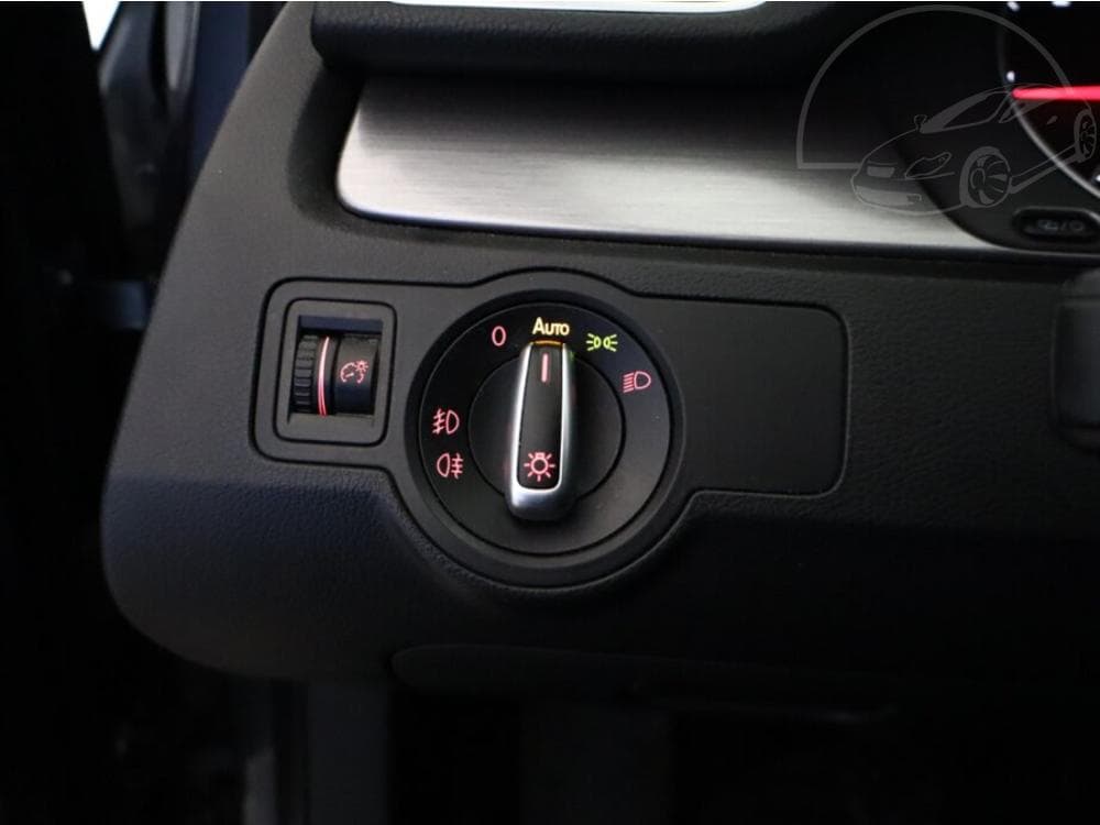 2012 Volkswagen PASSAT - 49