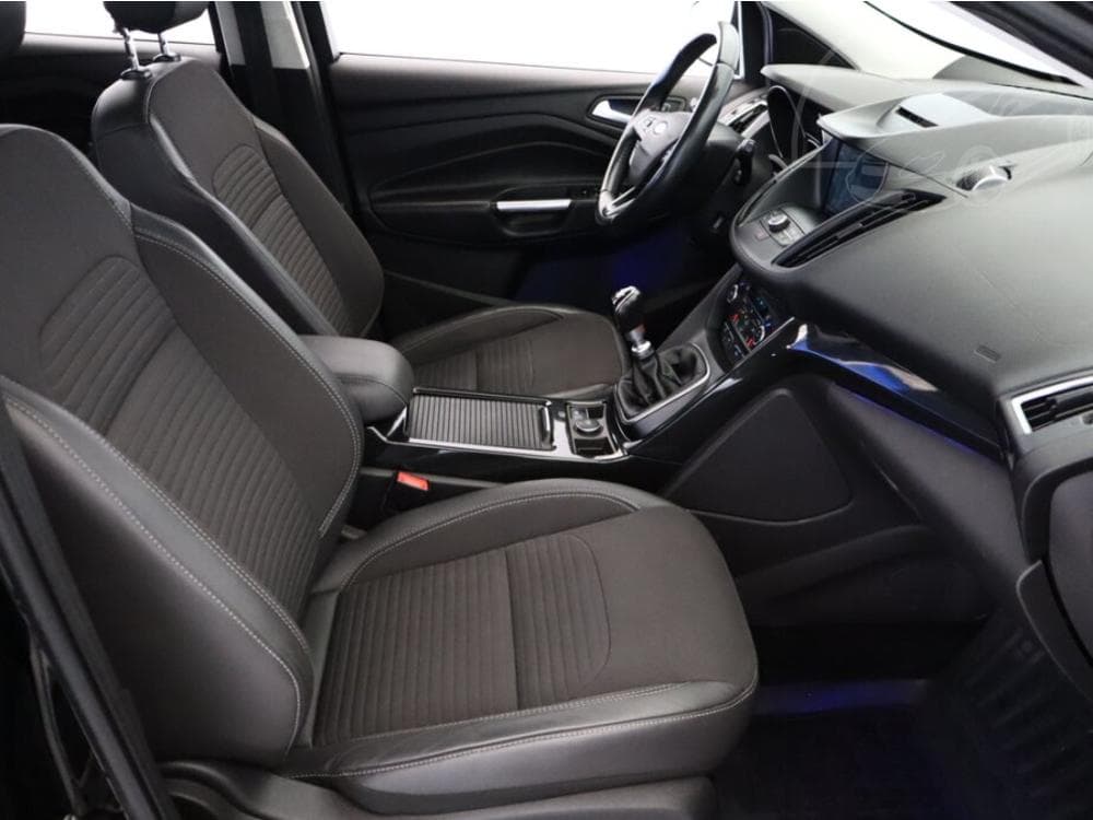 2017 Ford KUGA - 19