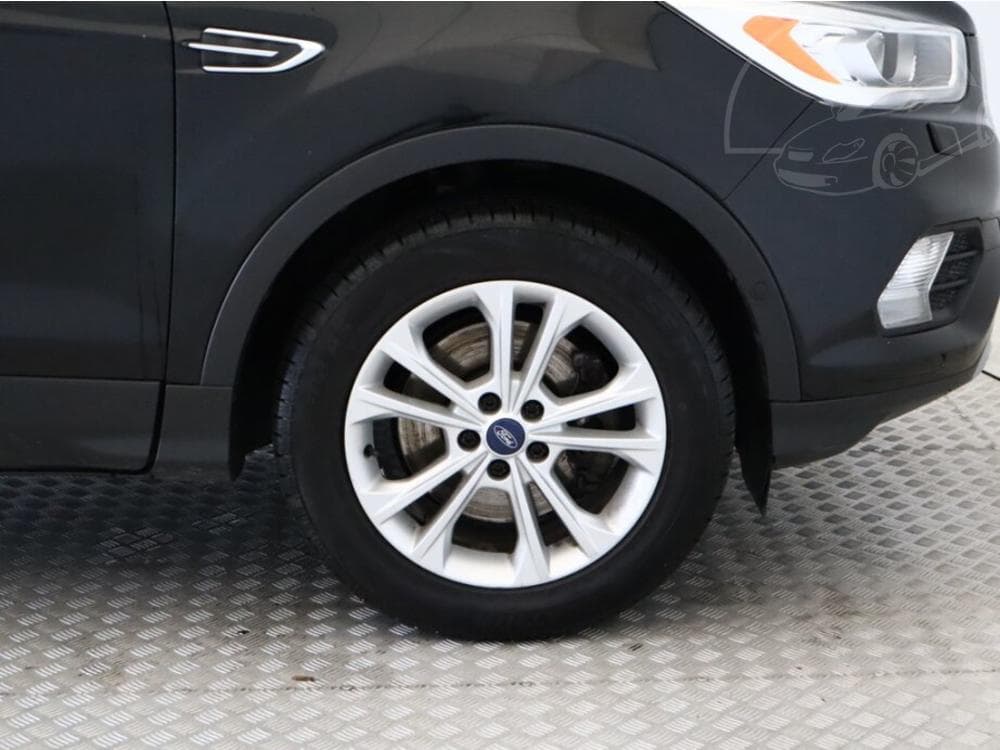 2017 Ford KUGA - 34